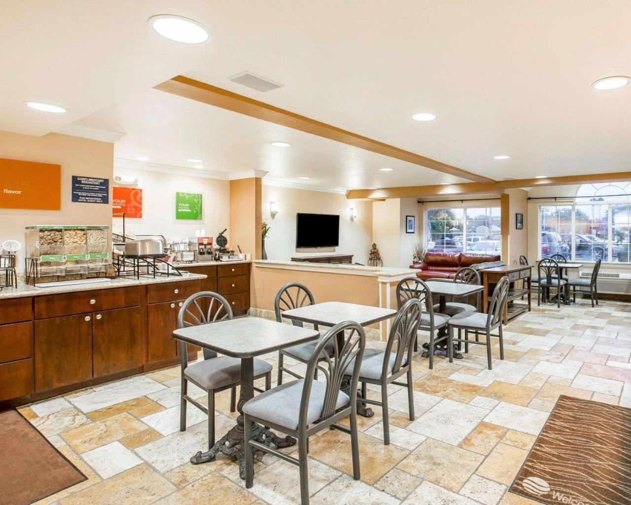 Comfort Inn & Suites Salinas Exteriér fotografie
